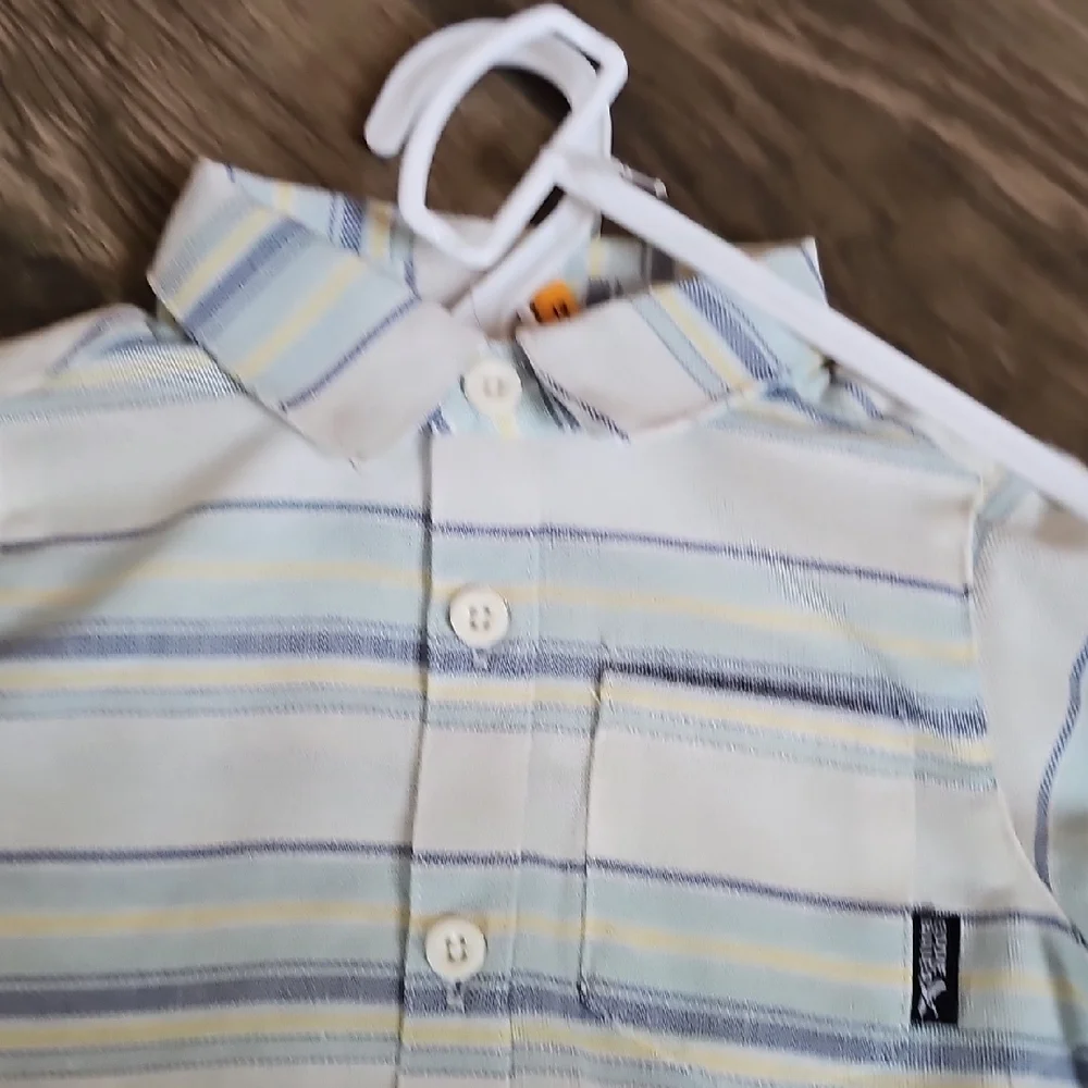 Eddie Bauer stylish shirt